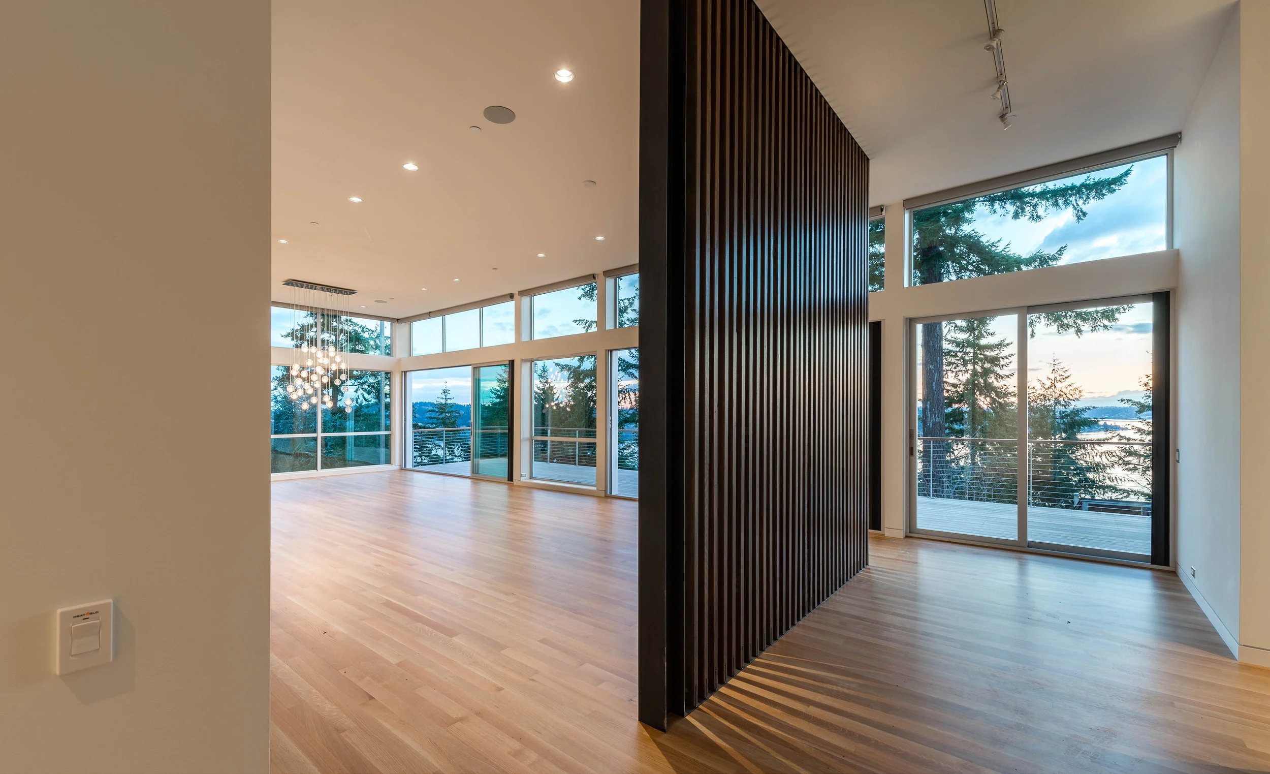 BUILD LLC Pham Int Living 06-HDR.jpg