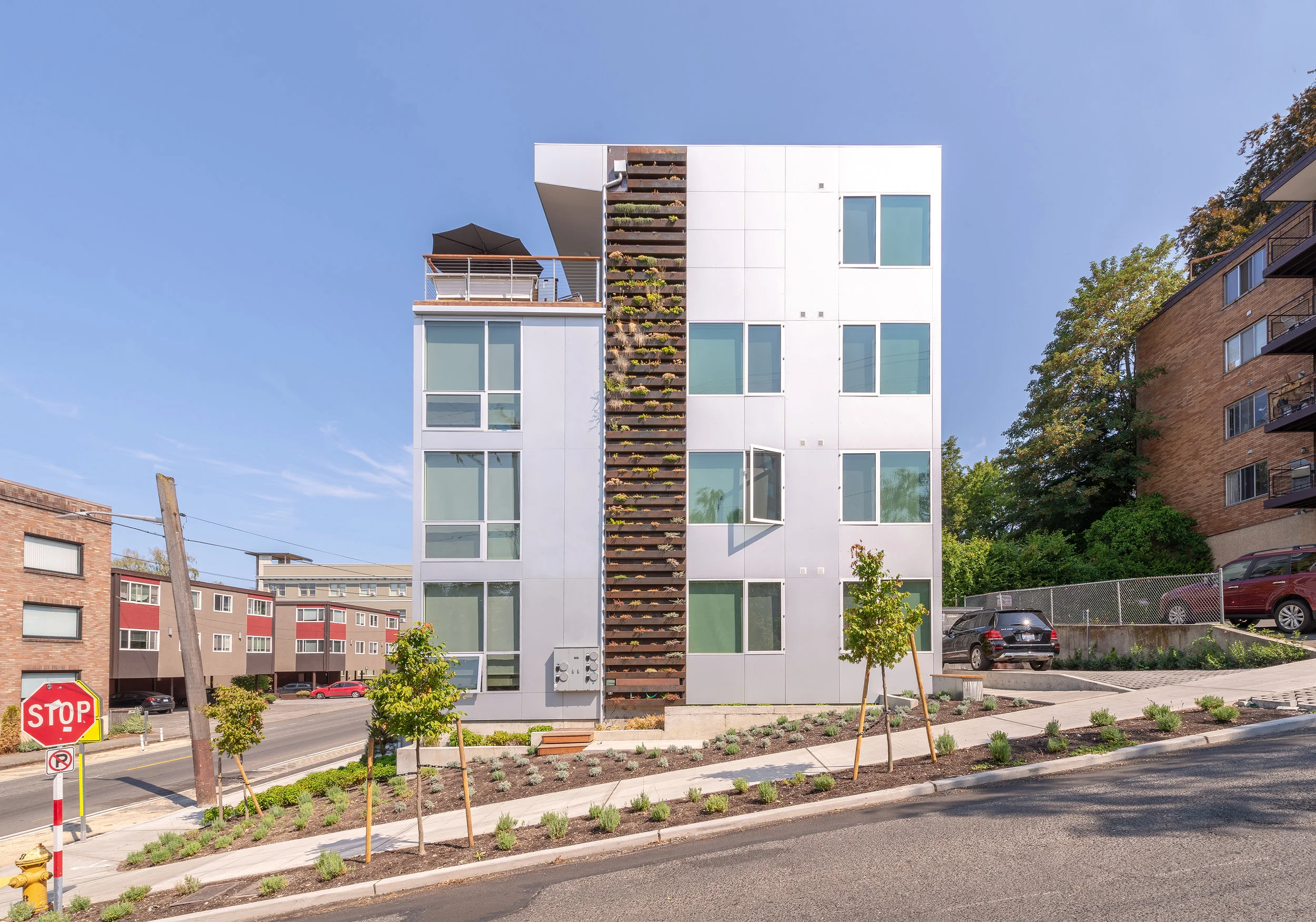 BUILD LLC 602 Ext S 01#.jpg