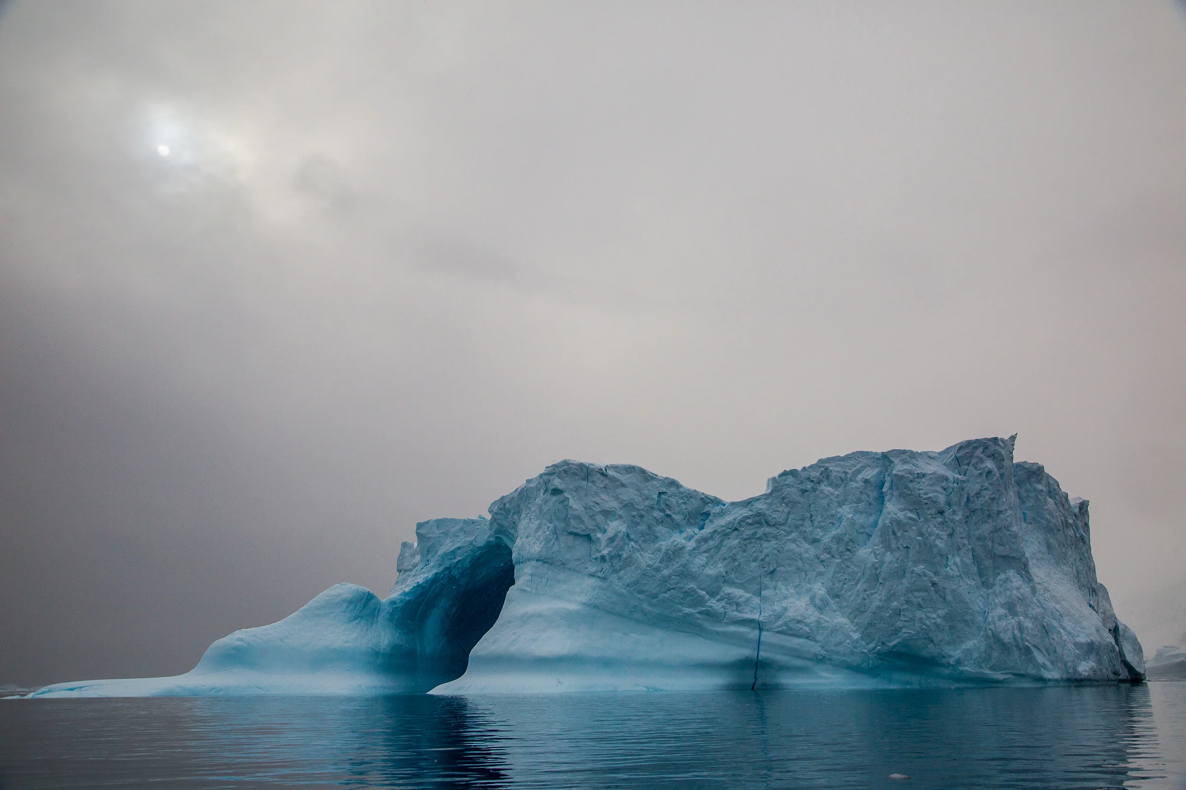 Antarctica_70 Degrees South_2400x1600.jpg