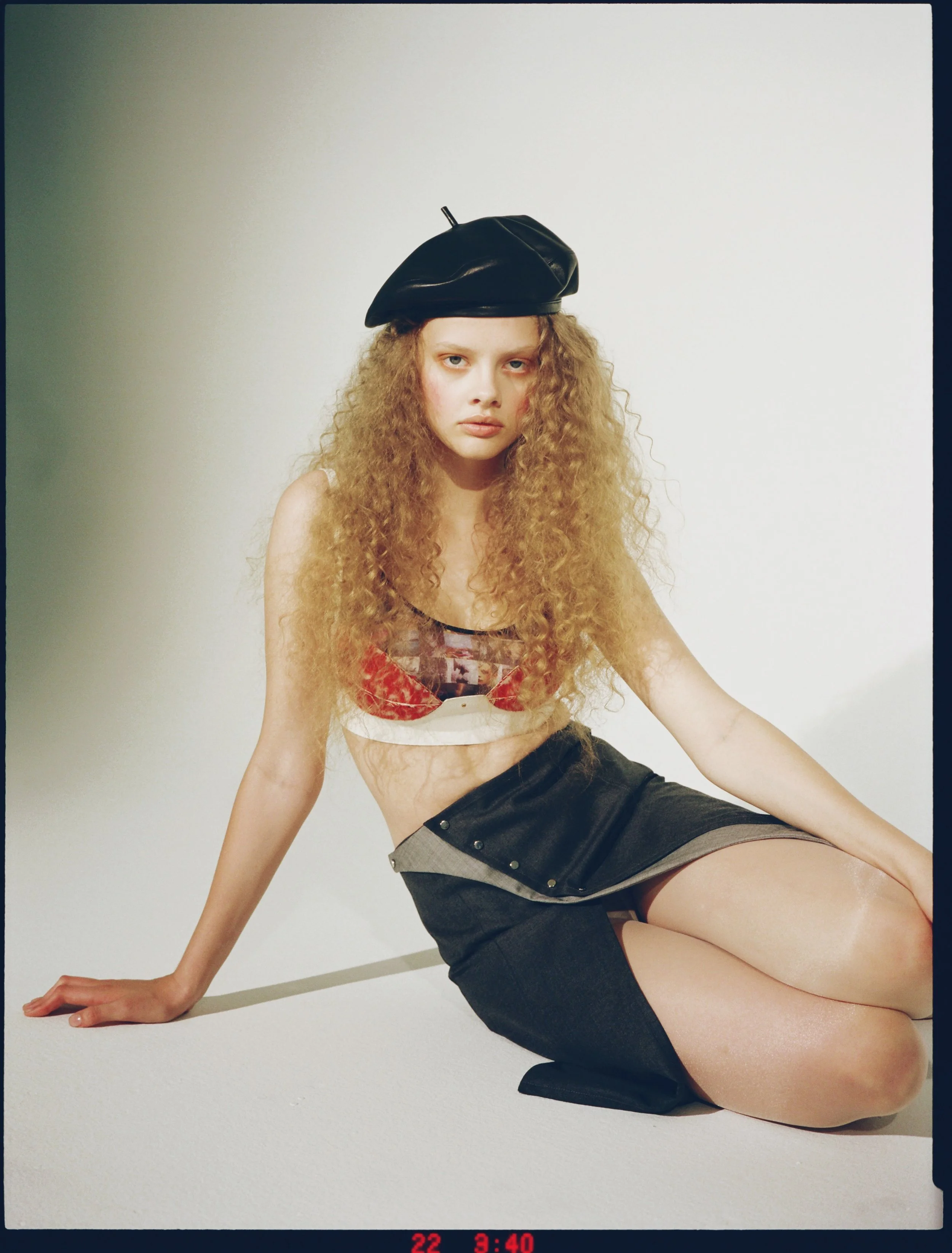 LOFFICIEL_FINAL05.jpg