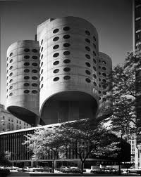 Prentice Women's Hospital - Bertrand Goldberg