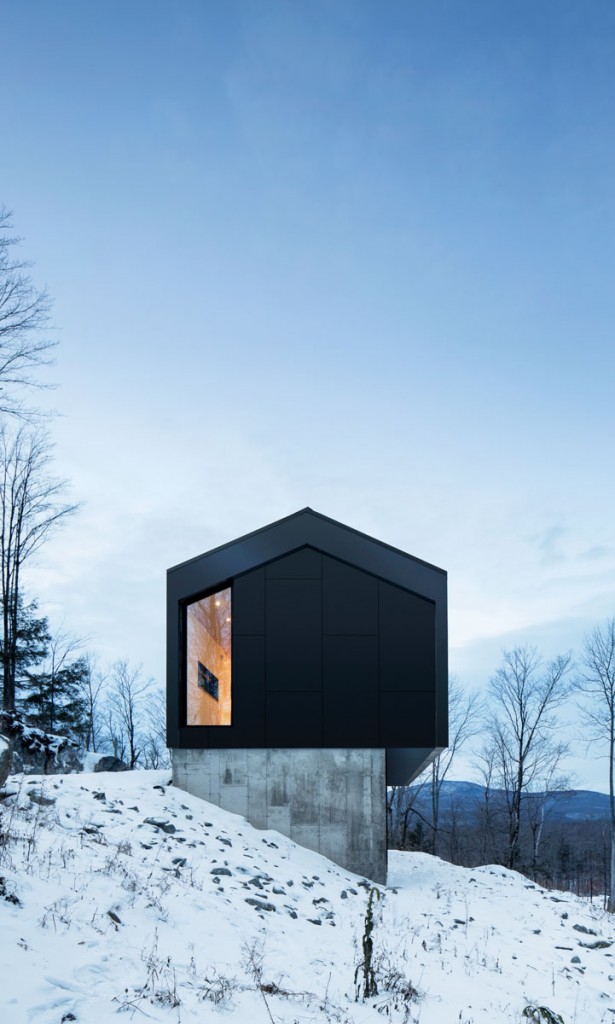 Bolton Residence by Naturehumaine 