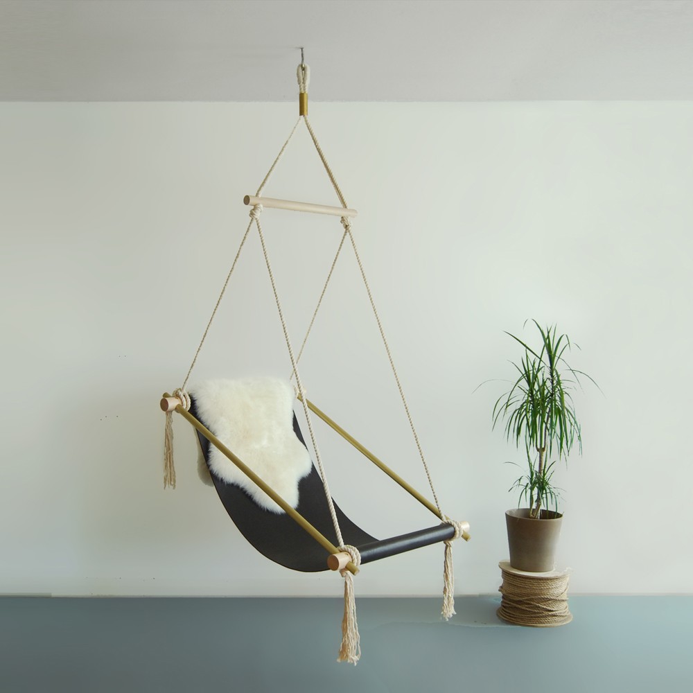 Ladies & Gentleman Studio - Ovis Hanging chair