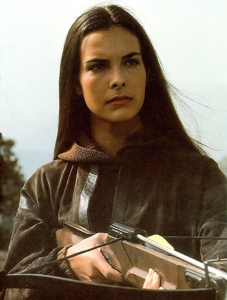 Carole Bouquet.