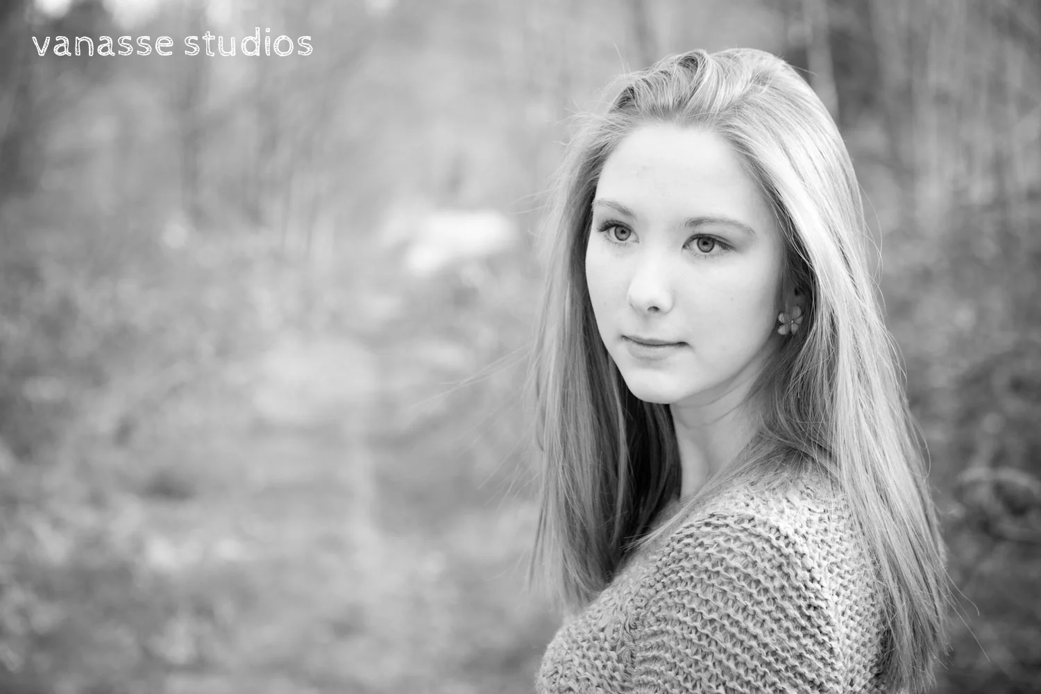 AidanBainbridgeIslandSenior_003.jpg