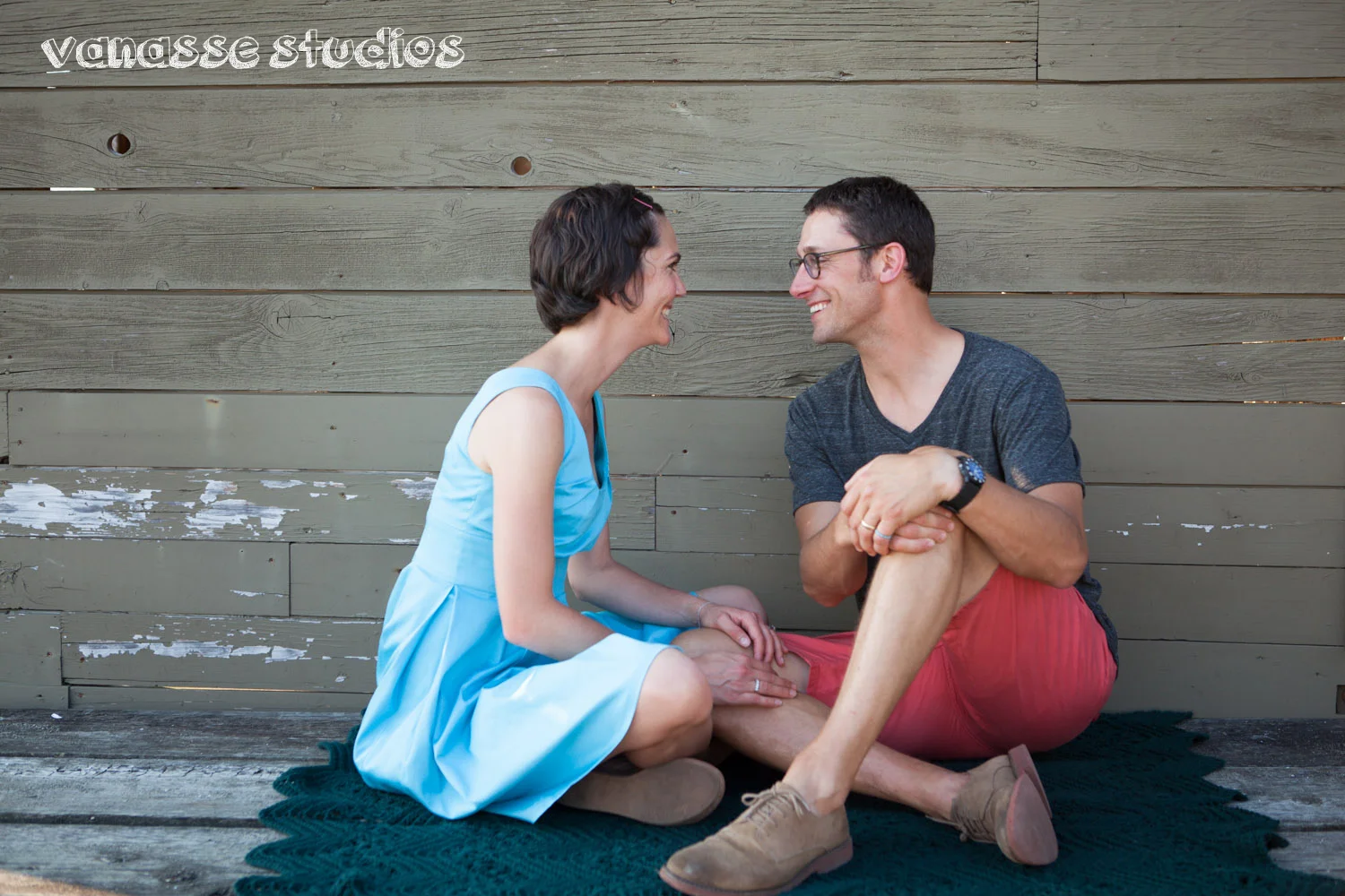 Bainbridge-Seattle-Photographers-Engagement-Couple_005.jpg