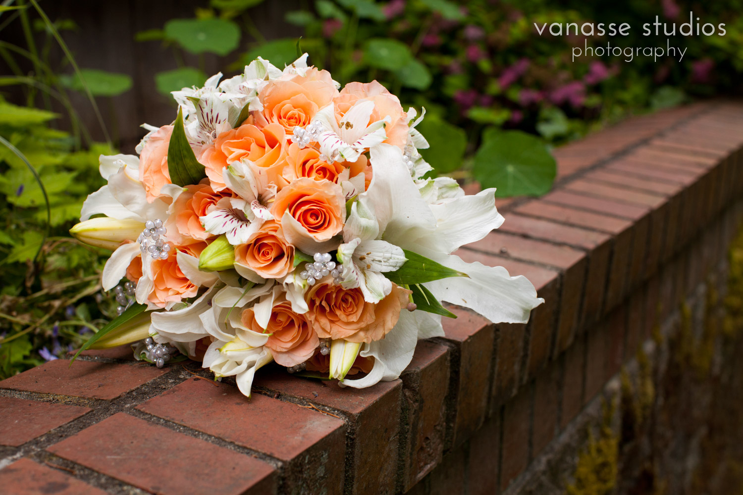 Bainbridge-Island-Wedding-Photographers_LukeLia_008.jpg