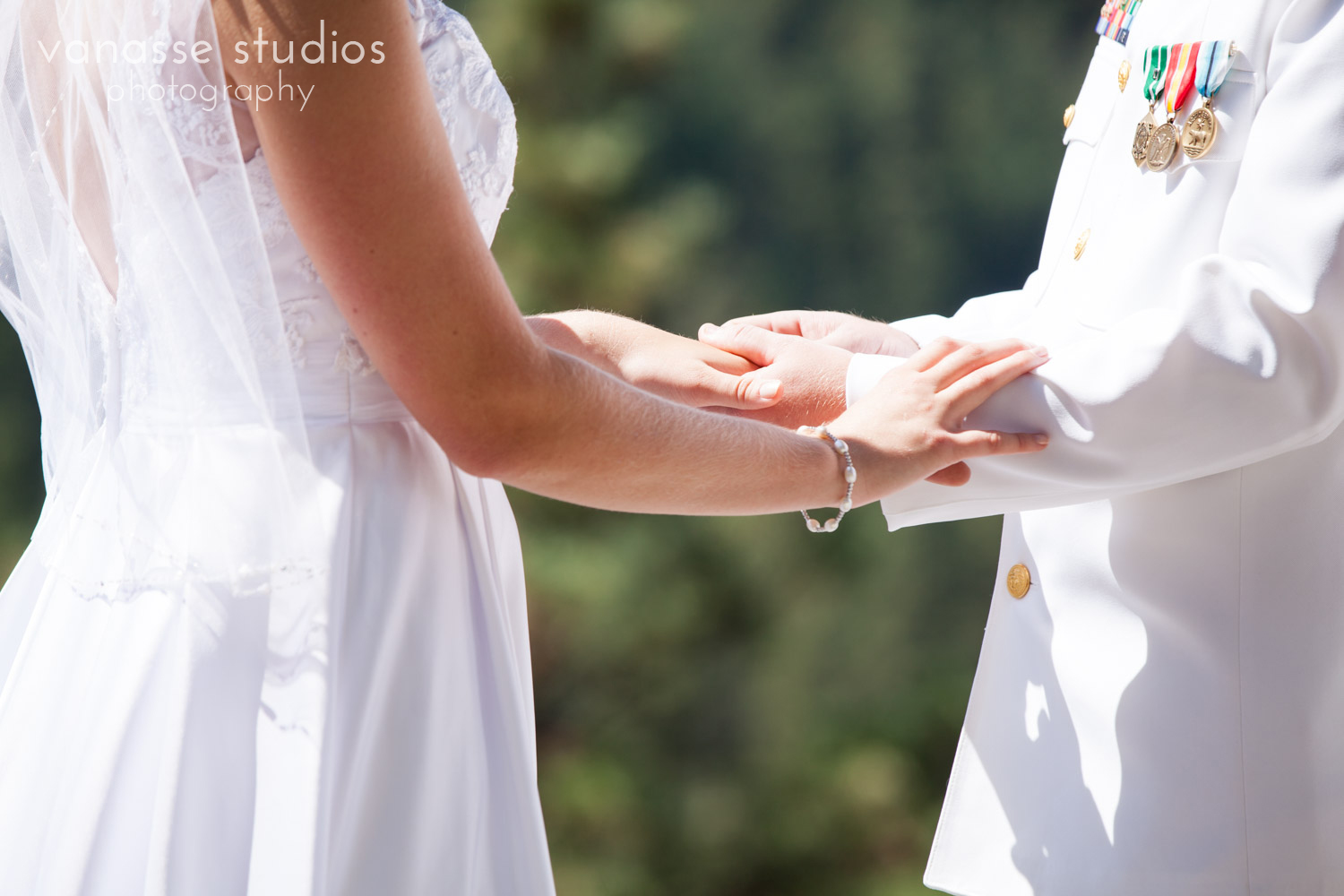 Leavenworth-Wedding-Photographers_AndreaMike_049.jpg