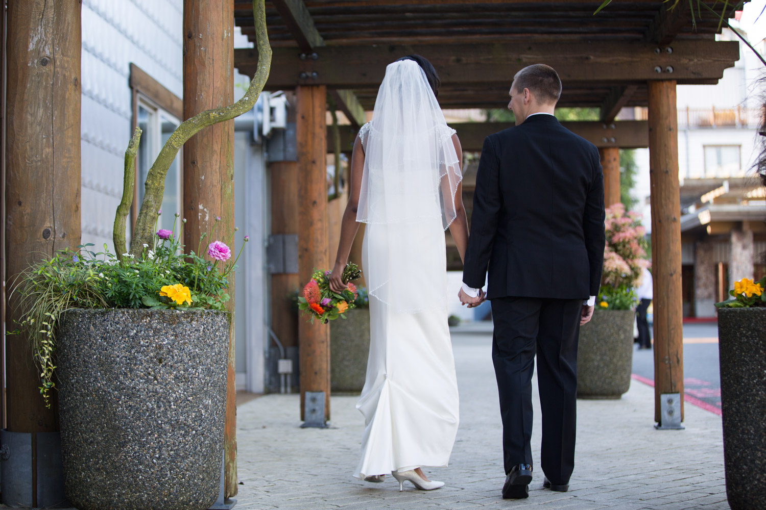 ZenziandCharlesBlog_Seattle-Wedding-Photographers_026.jpg