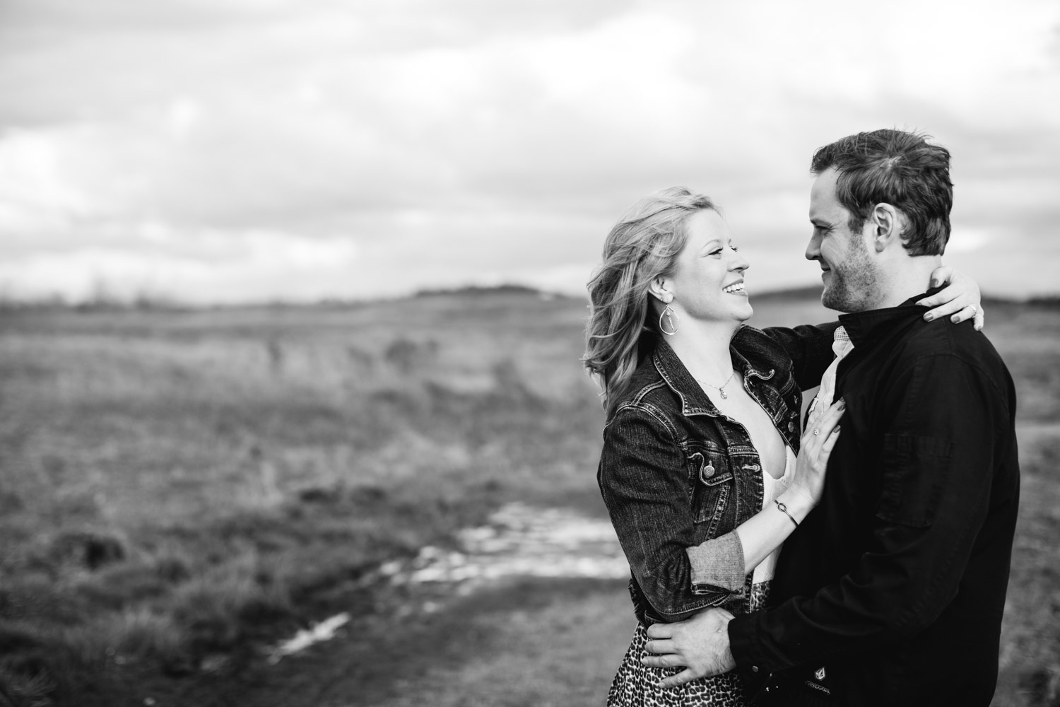 SJ_Portland-Engagement-Photographers-Powell-Butte-Nature-Preserve_002.jpg