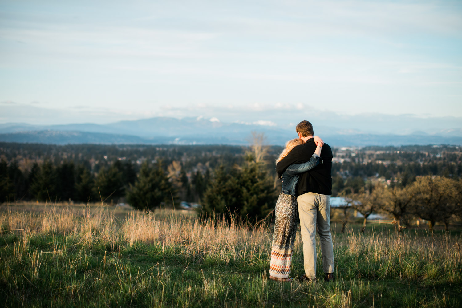 SJ_Portland-Engagement-Photographers-Powell-Butte-Nature-Preserve_017.jpg