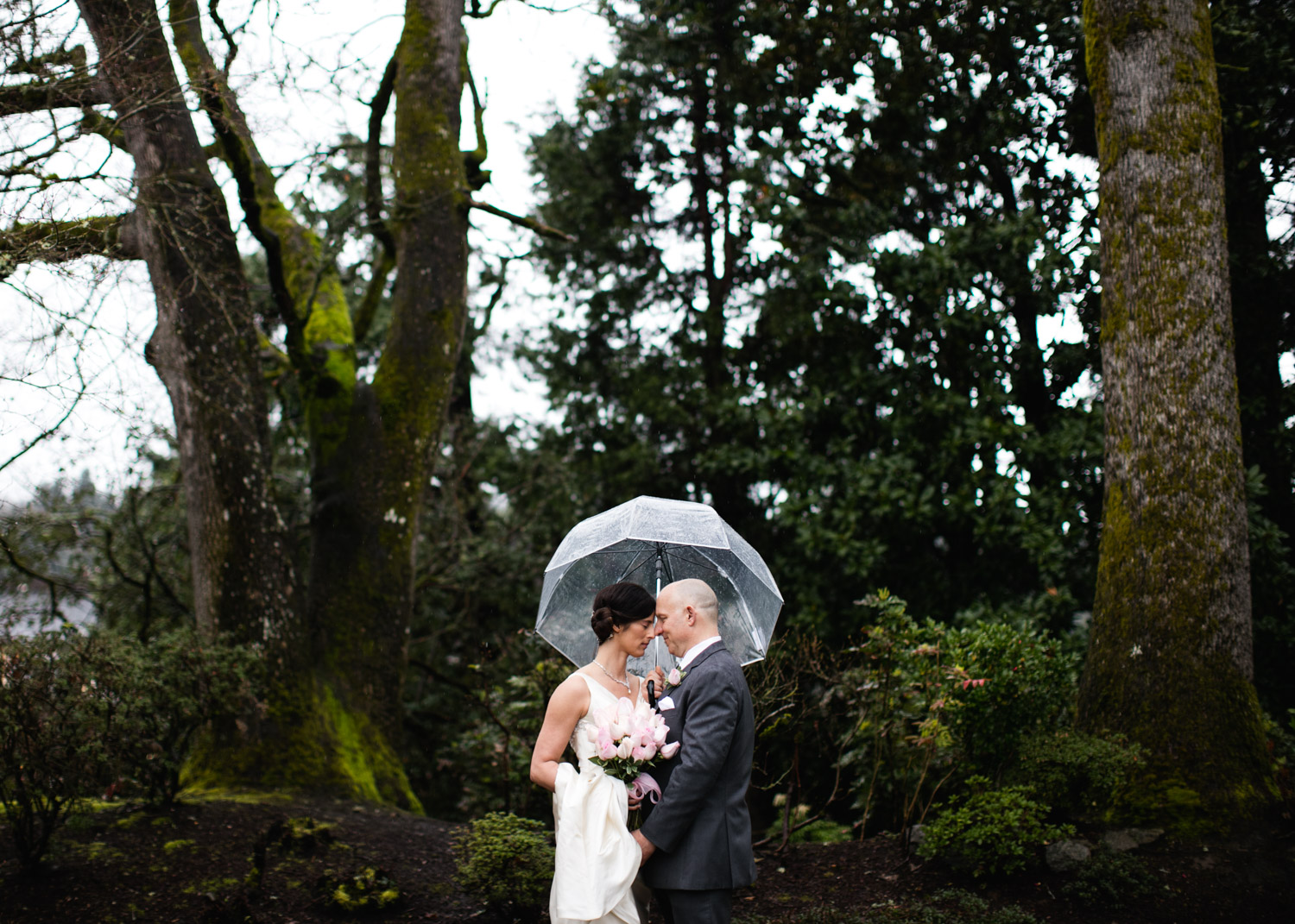 Portland-Wedding-Photographers-Opal-28-Oaks-Pioneer-Church_CadenceandRob_027.jpg