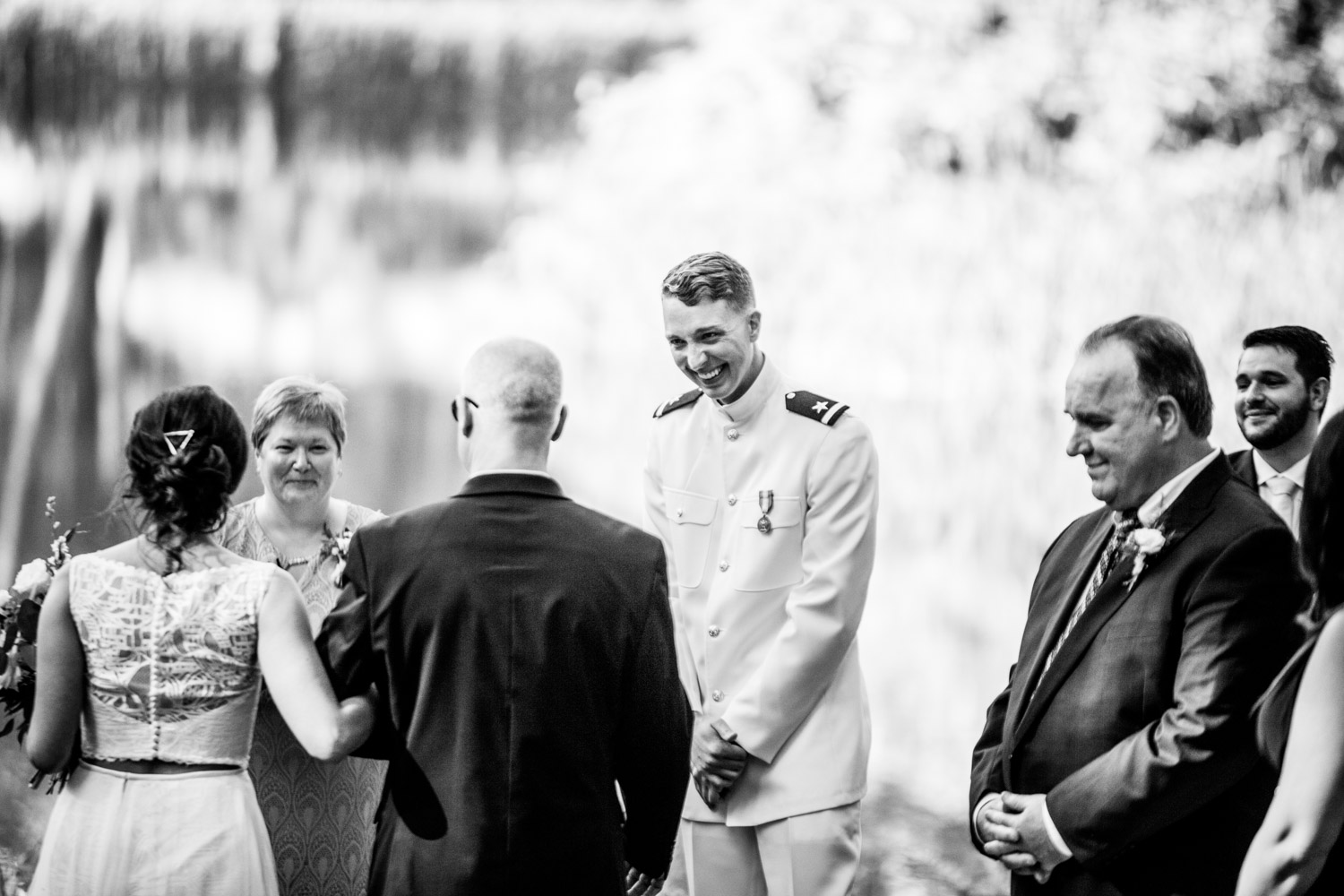 Bridal-Veil-Lake-Wedding-Portland-Photographers_TR_033.jpg