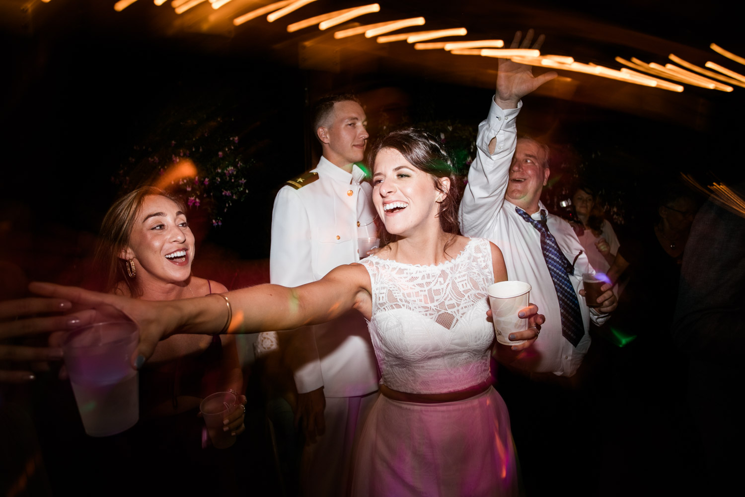 Bridal-Veil-Lake-Wedding-Portland-Photographers_TR_072.jpg