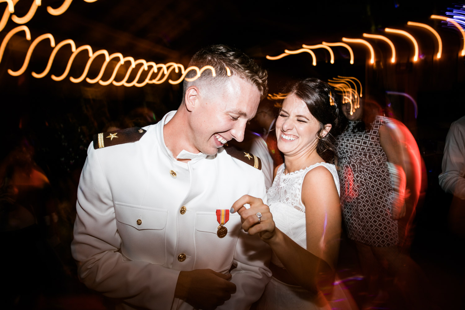 Bridal-Veil-Lake-Wedding-Portland-Photographers_TR_074.jpg