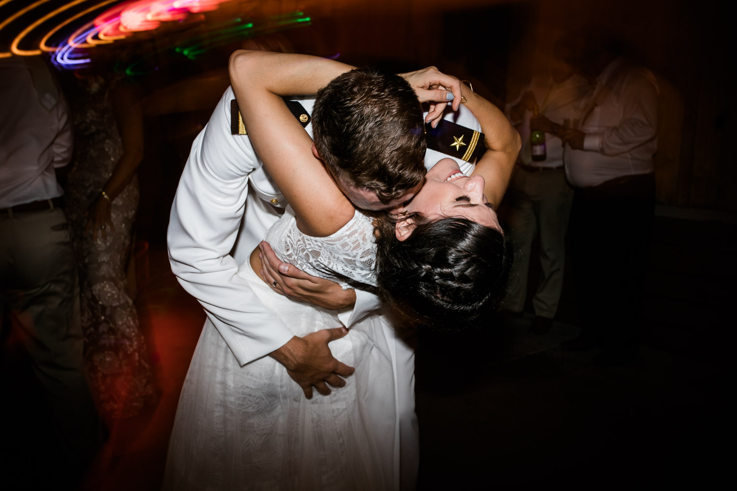 Bridal-Veil-Lake-Wedding-Portland-Photographers_TR_076.jpg