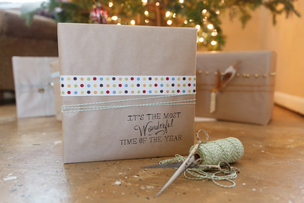gift wrapping with kraft paper + the "junk in the trunk"