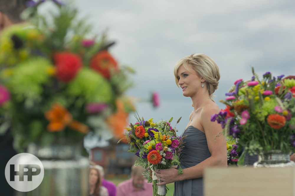 photography >> Harper Point || flowers >> Whole Foods Market || dress >> David's Bridal || venue >> Highland Meadows