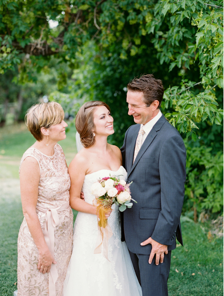 photography >> Brumley + Wells || venue >> Lyons Farmette, Longmont