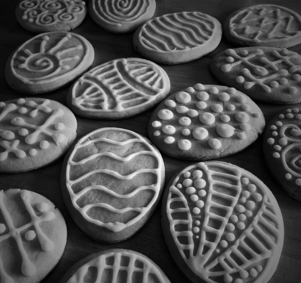 scrollwork sugar cookies - JillSymons.com
