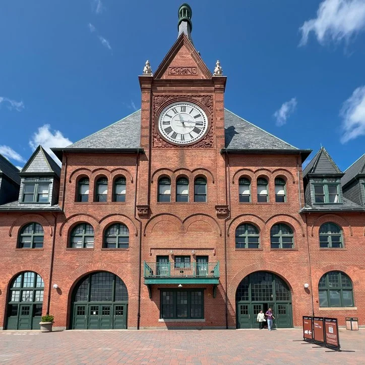 resized_RSherman_IMG_3780_distortion-601_square crop.jpg