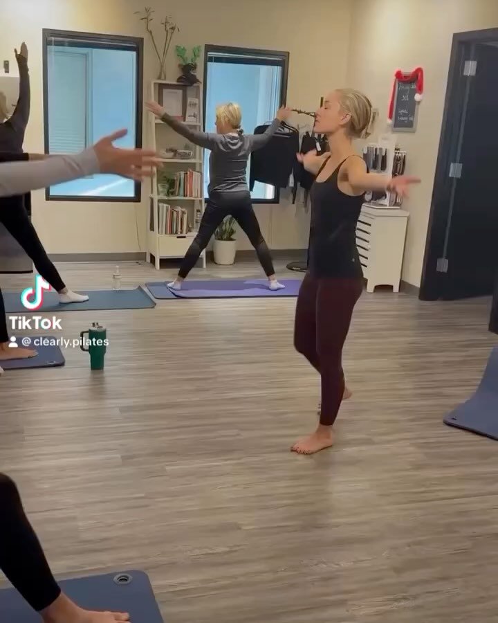 Come say goodbye to Elizabeth, Saturday 9am at her last mat class before leaving for Bermuda! 🌴 Don’t forget to wish her luck as well! Her light and positivity will be missing while she’s gone!
#pilates #pilatesstudio #sewickleypa #pit