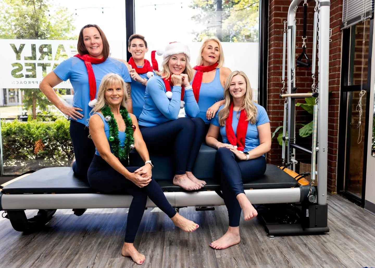 ✨Happy Holidays from all of us at Clearly Pilates! Wishing you a season that&rsquo;s merry, bright, and full of movement, strength, and joy.💙🎄 #merryandbright #pilates #sewickleyshops #holidaywellness #festivefitness #shopsmallbusinesses