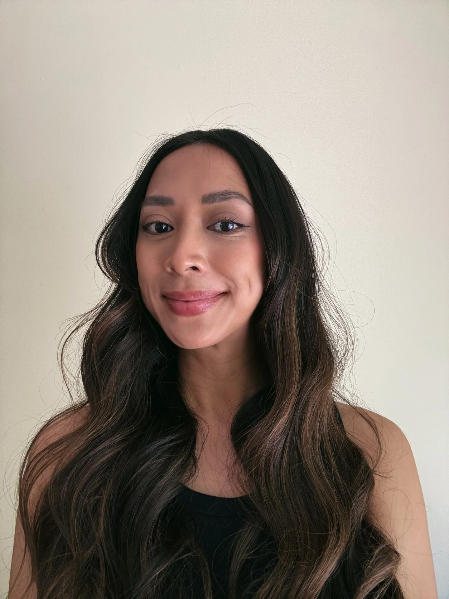 Introducing Cess! Join her classes: Monday 6pm pilates mat foundations &amp; Thursday group equipment! 
Here&rsquo;s a little about Cess:
Hi, I&rsquo;m Cess! I&rsquo;m a Certified level 1 comprehensive Pilates Instructor who loves helping people feel