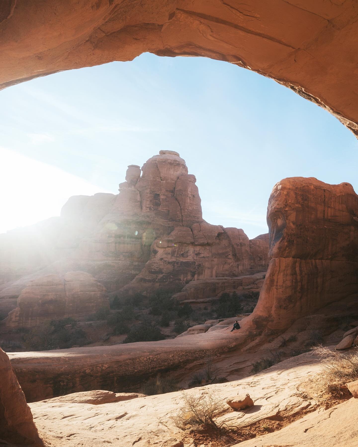 Utah has to be one of my favorite places that we went on our 4 month road trip. It&rsquo;s such a unique place with so many different landscapes and textures. Check out lil @avcal exploring  the arches area.