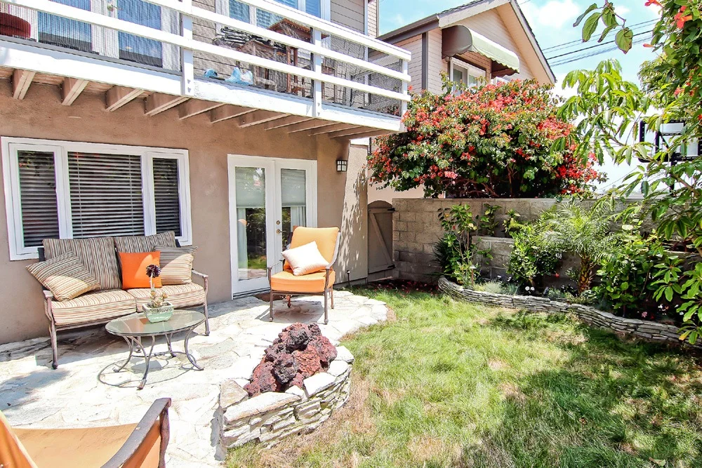 Landrum - 1252 20th_Yard2.jpg