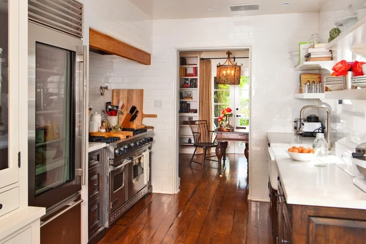 831Wellesley-33-low.jpg
