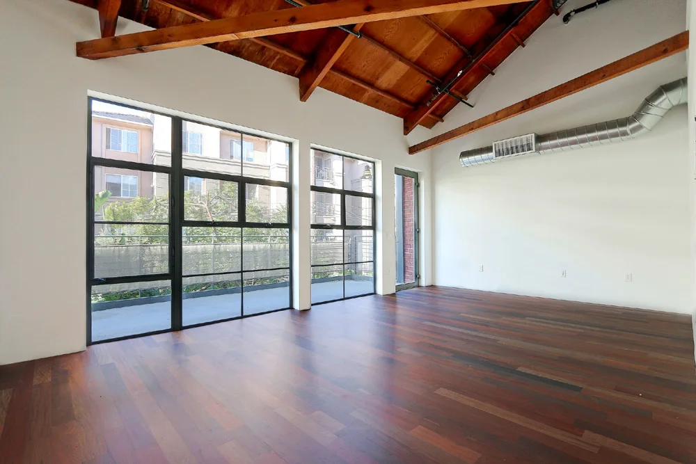 Landrum - 1046 Princeton Unit 203_Bedroom2.jpg