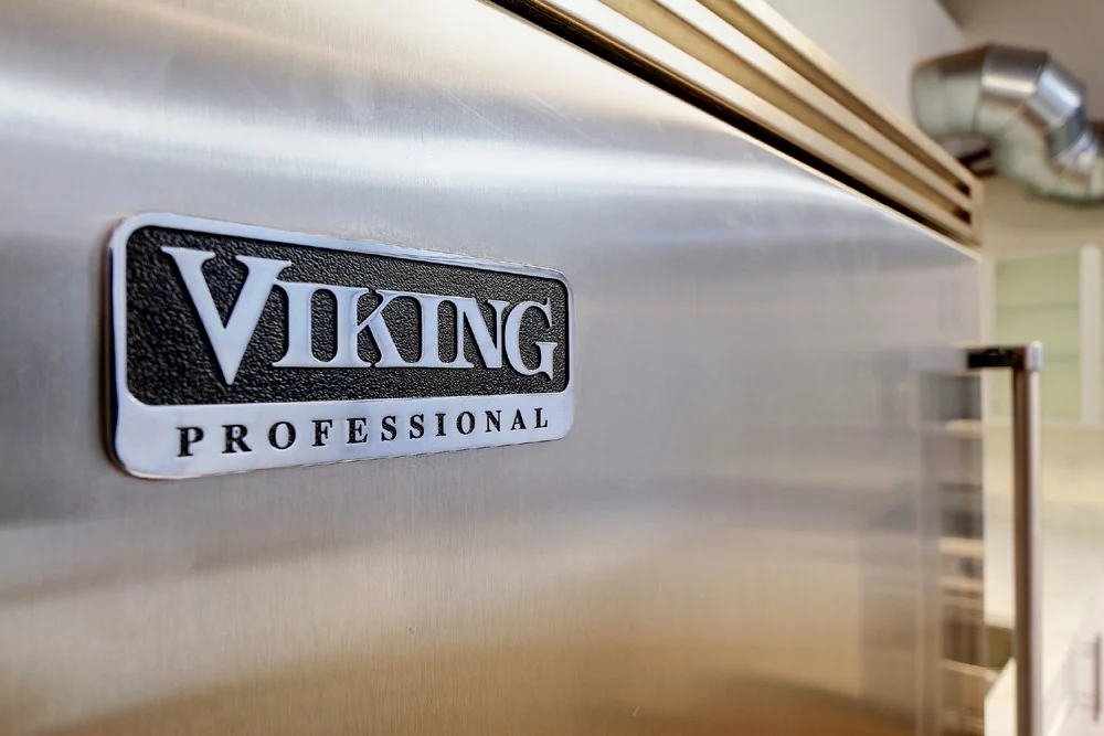 Landrum - 1046 Princeton Unit 203_Kitchen3.jpg