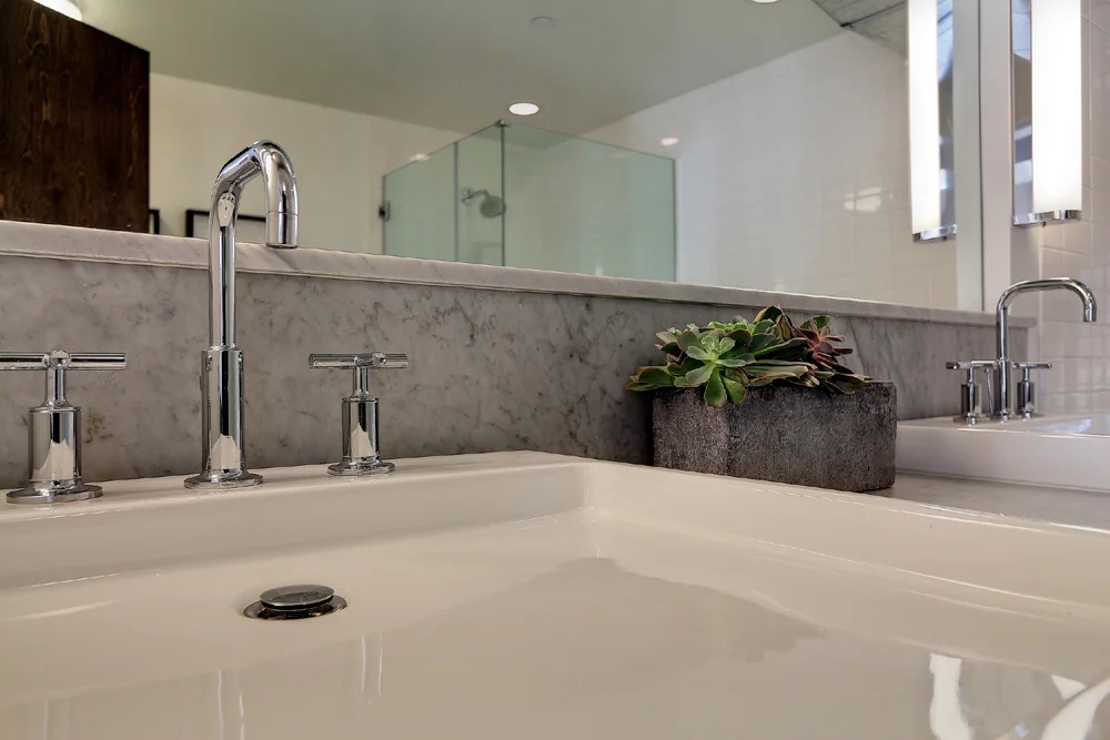 Landrum - 1046 Princeton_Bathroom3.jpg