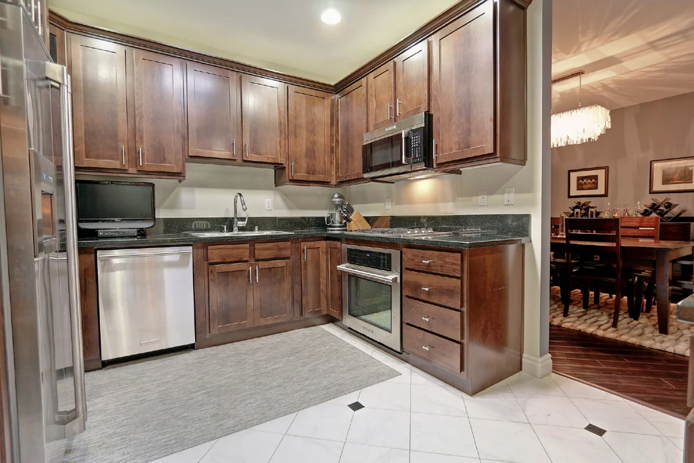 Landrum - 4424 Whitsett_Kitchen1.jpg