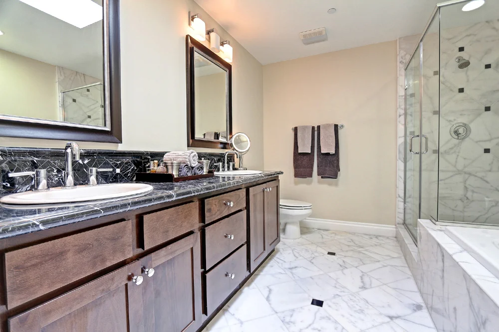 Landrum - 4424 Whitsett_Master Bath1.jpg