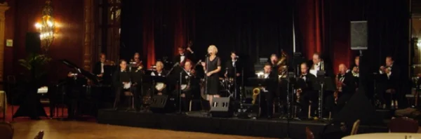 Big Lucky at Biltmore Full Band.jpg