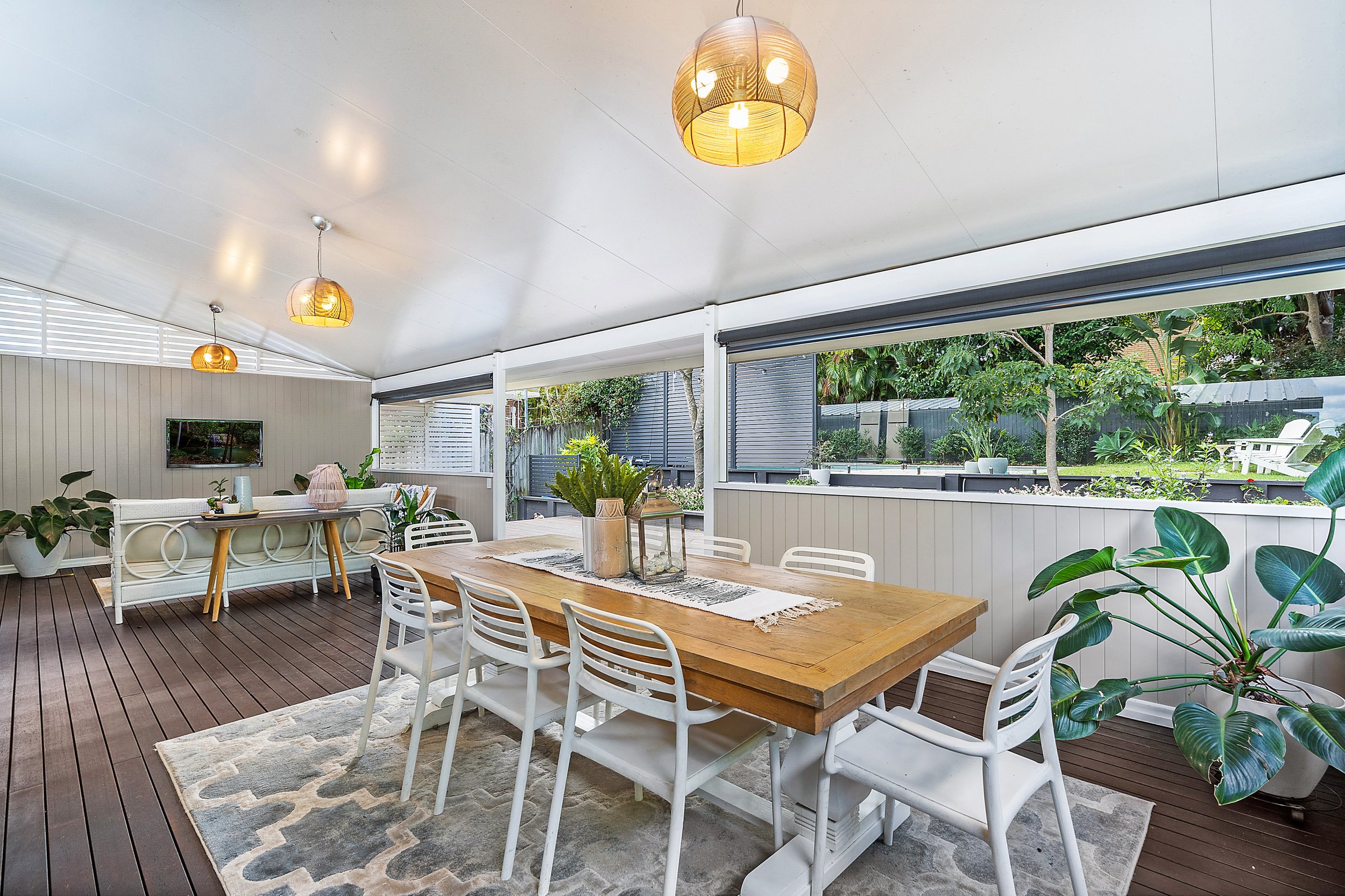 Downloaded-original51344477-OutdoorDining.jpg