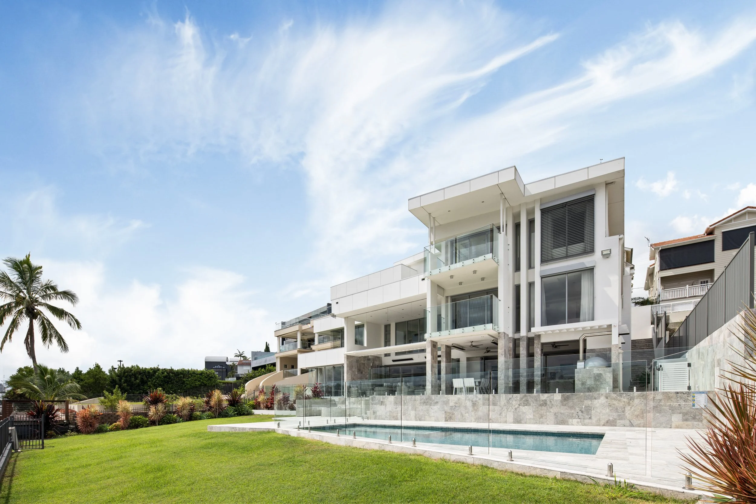 03-01 132 Virginia Ave, Hawthorne 1.jpeg