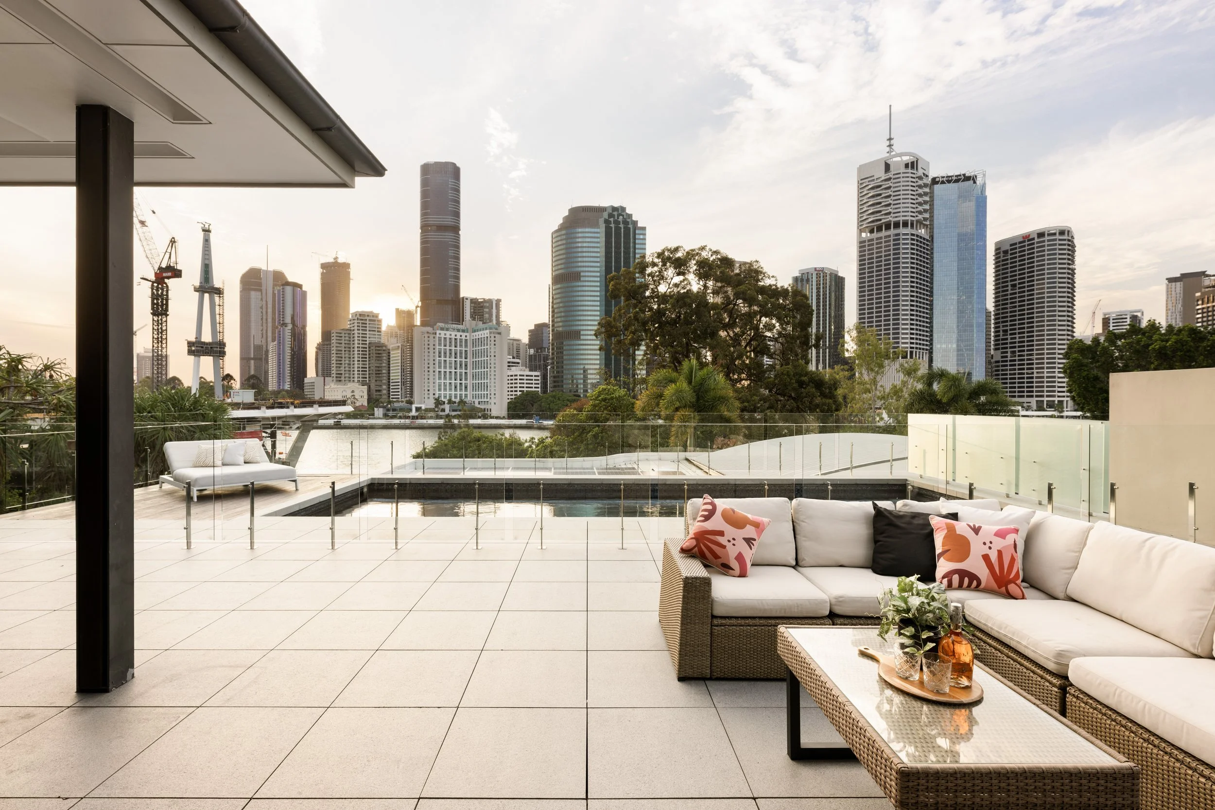 11-14 267 Main Street Kangaroo Point 15.jpeg