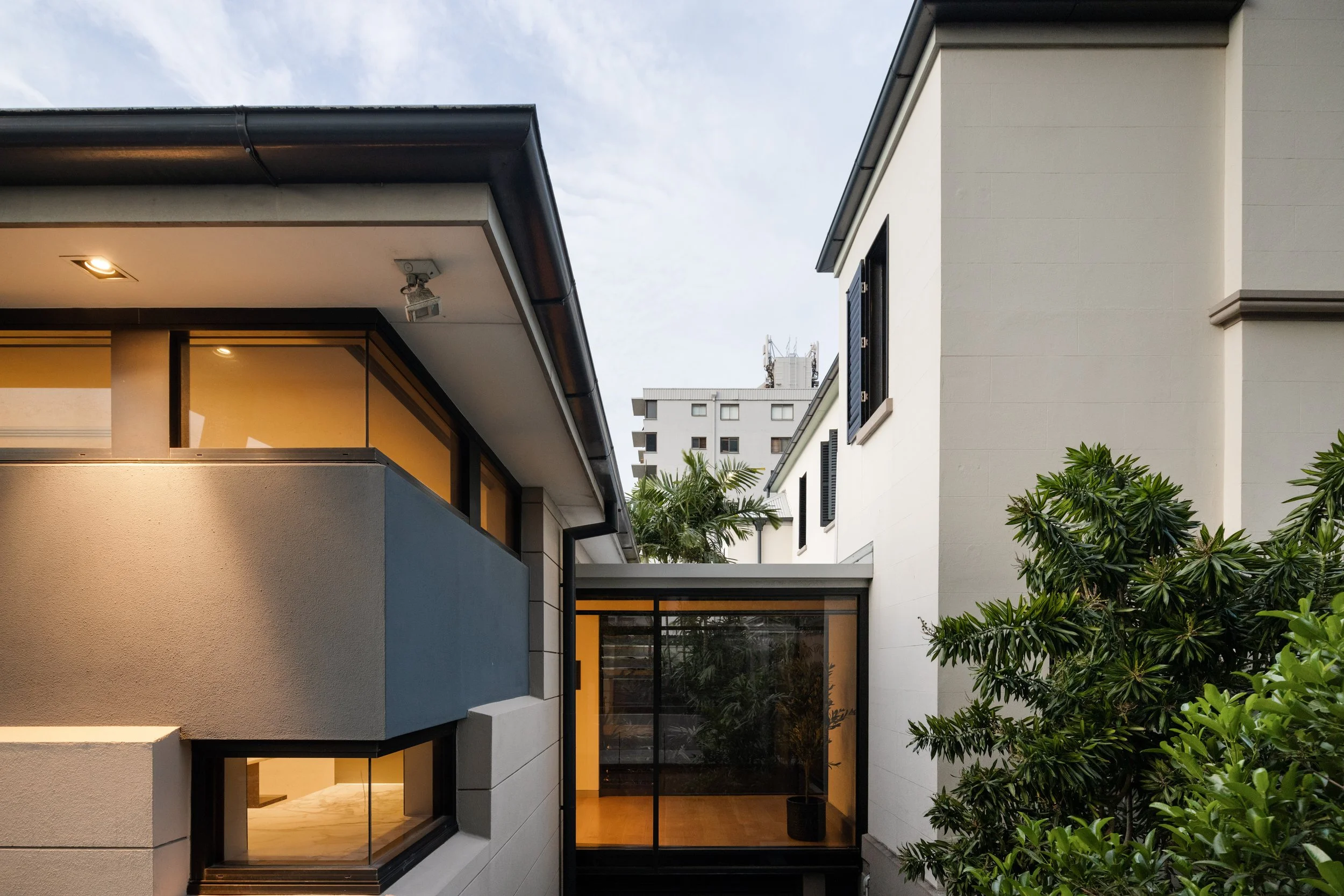 11-14 267 Main Street Kangaroo Point 24.jpeg