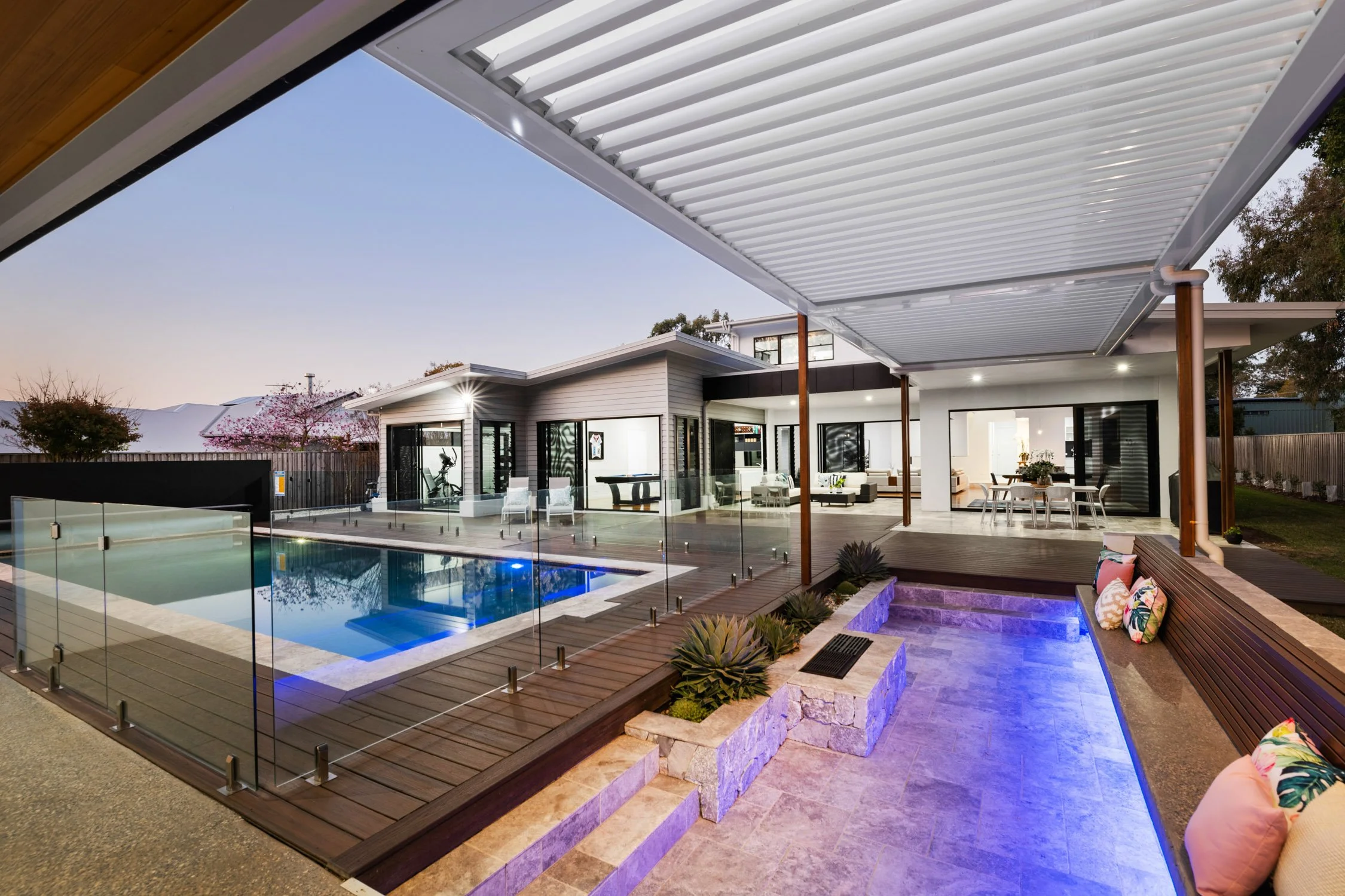 web_-18Morris__SJA7438 - Copy.jpg