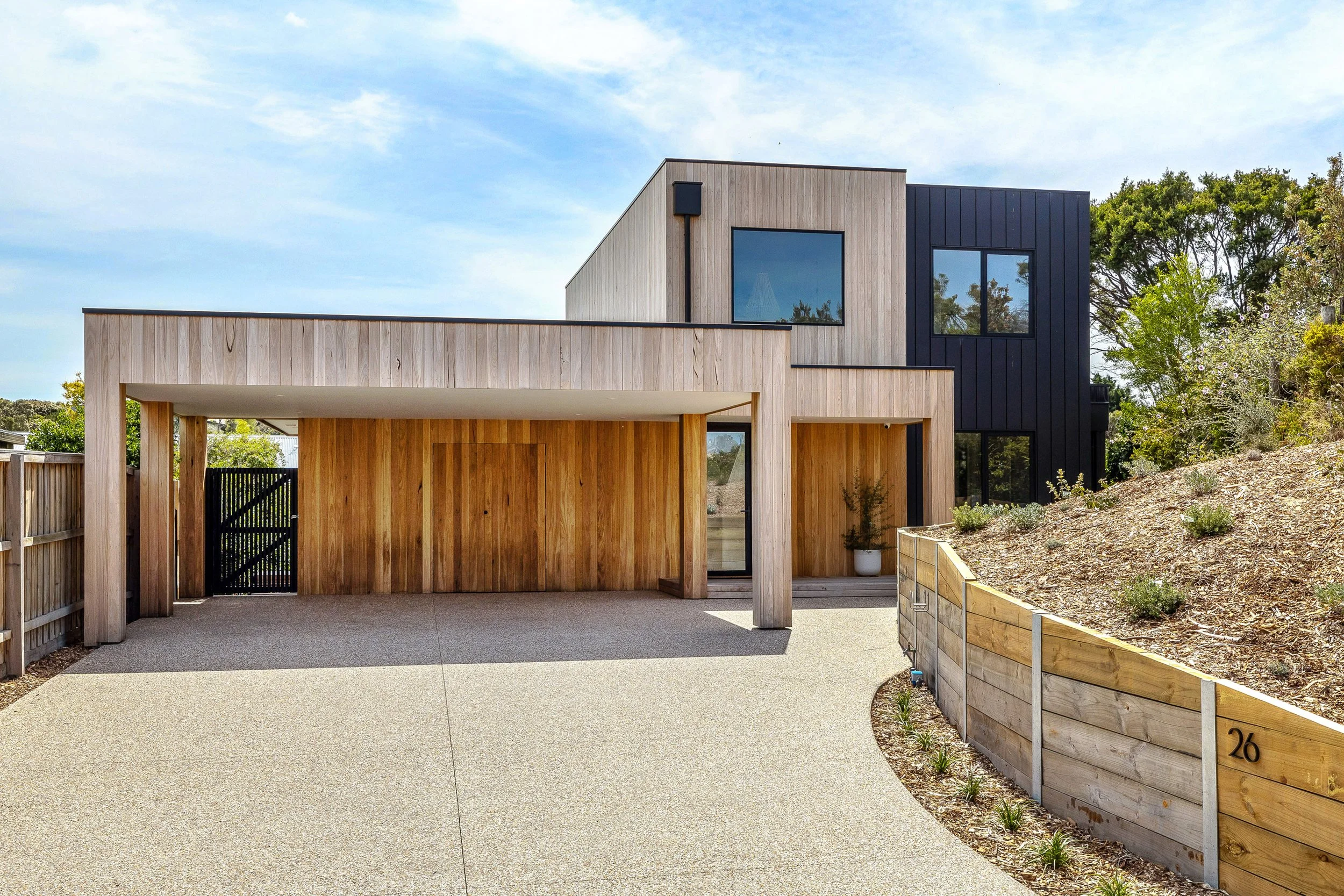 26 Anthony Crt-1.jpg