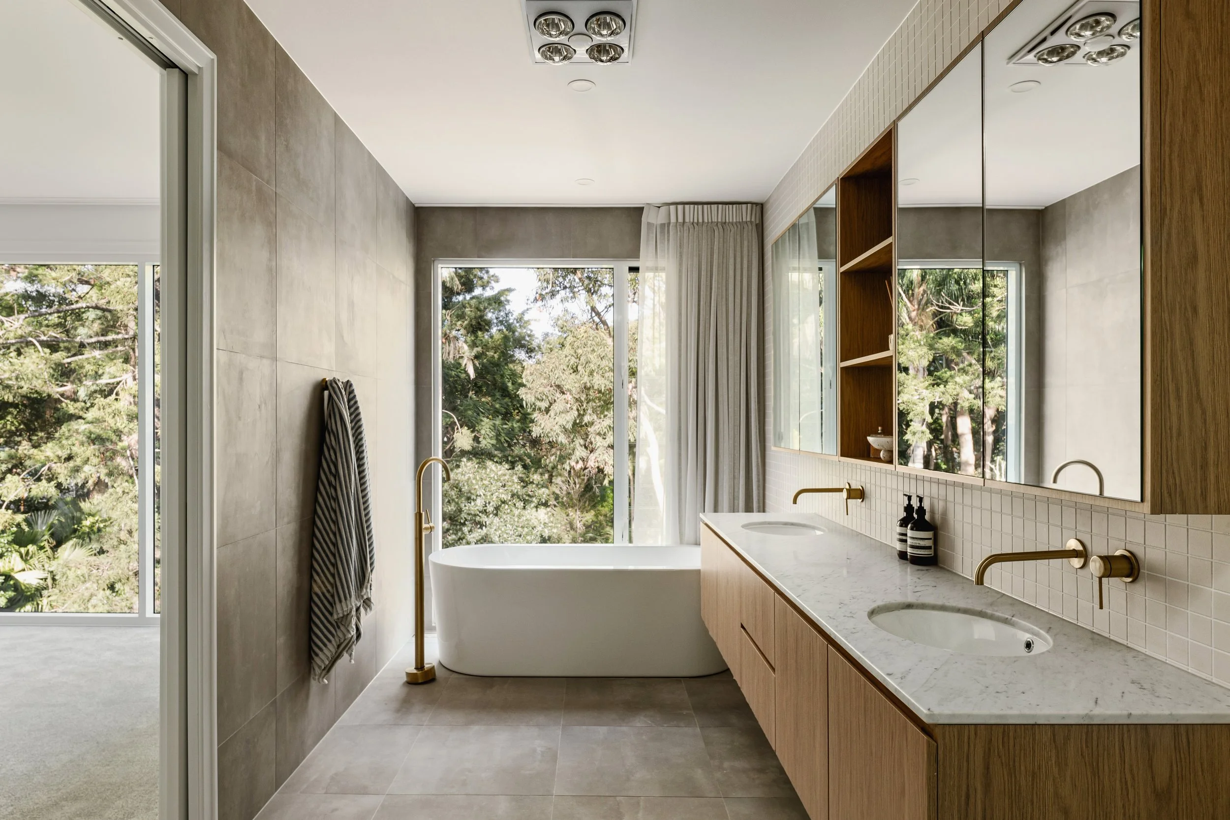 03-14 84 Laura Street, Tarragindi 12.jpg