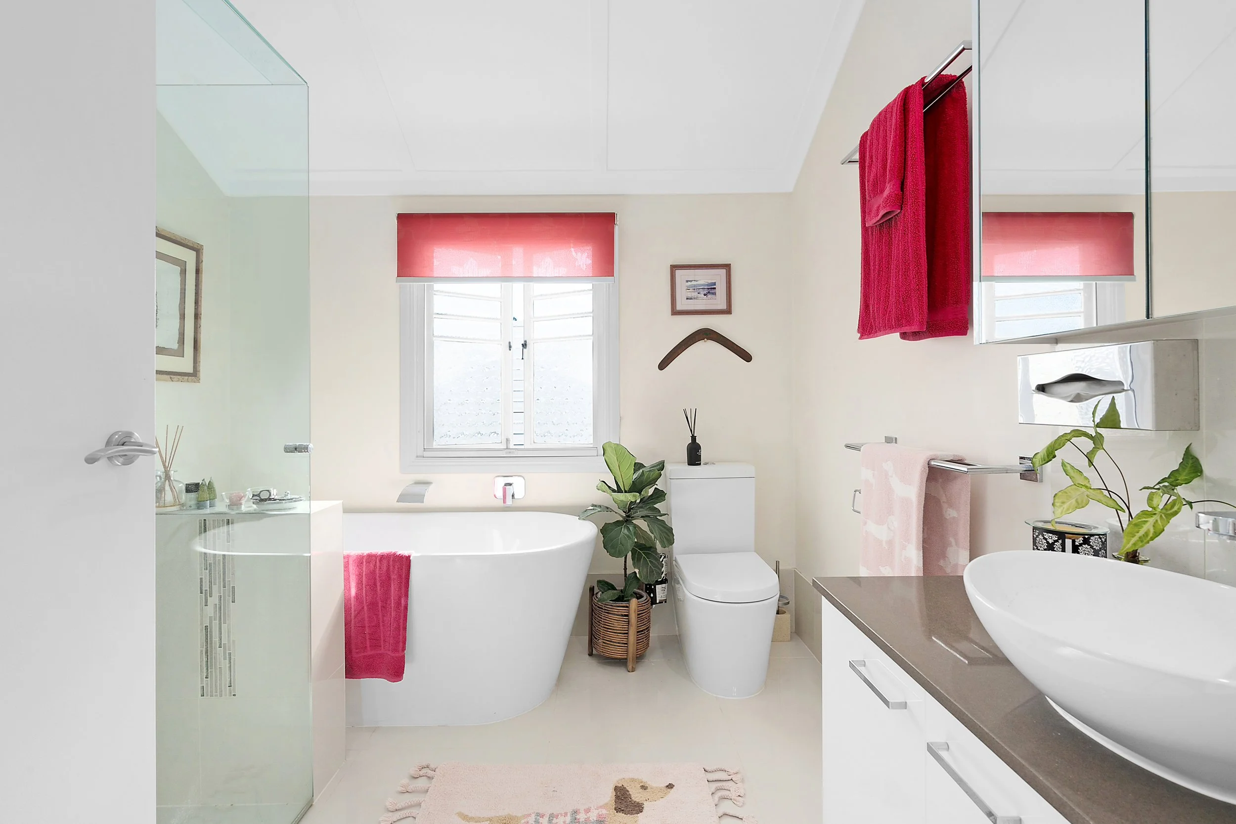 Downloaded-original53218596-bathroom.jpg