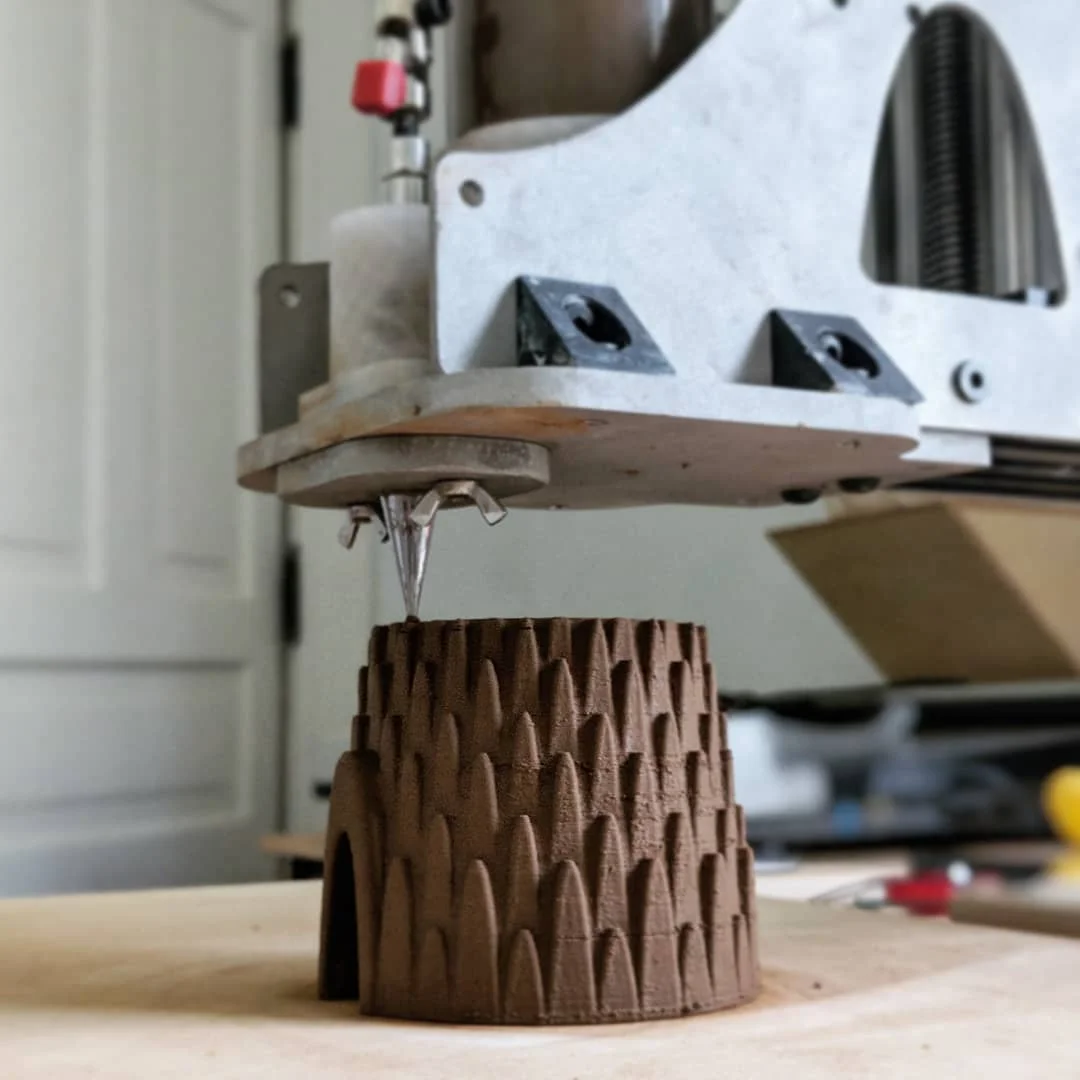 High resolution clay printing with locally sourced material, summer 2018.