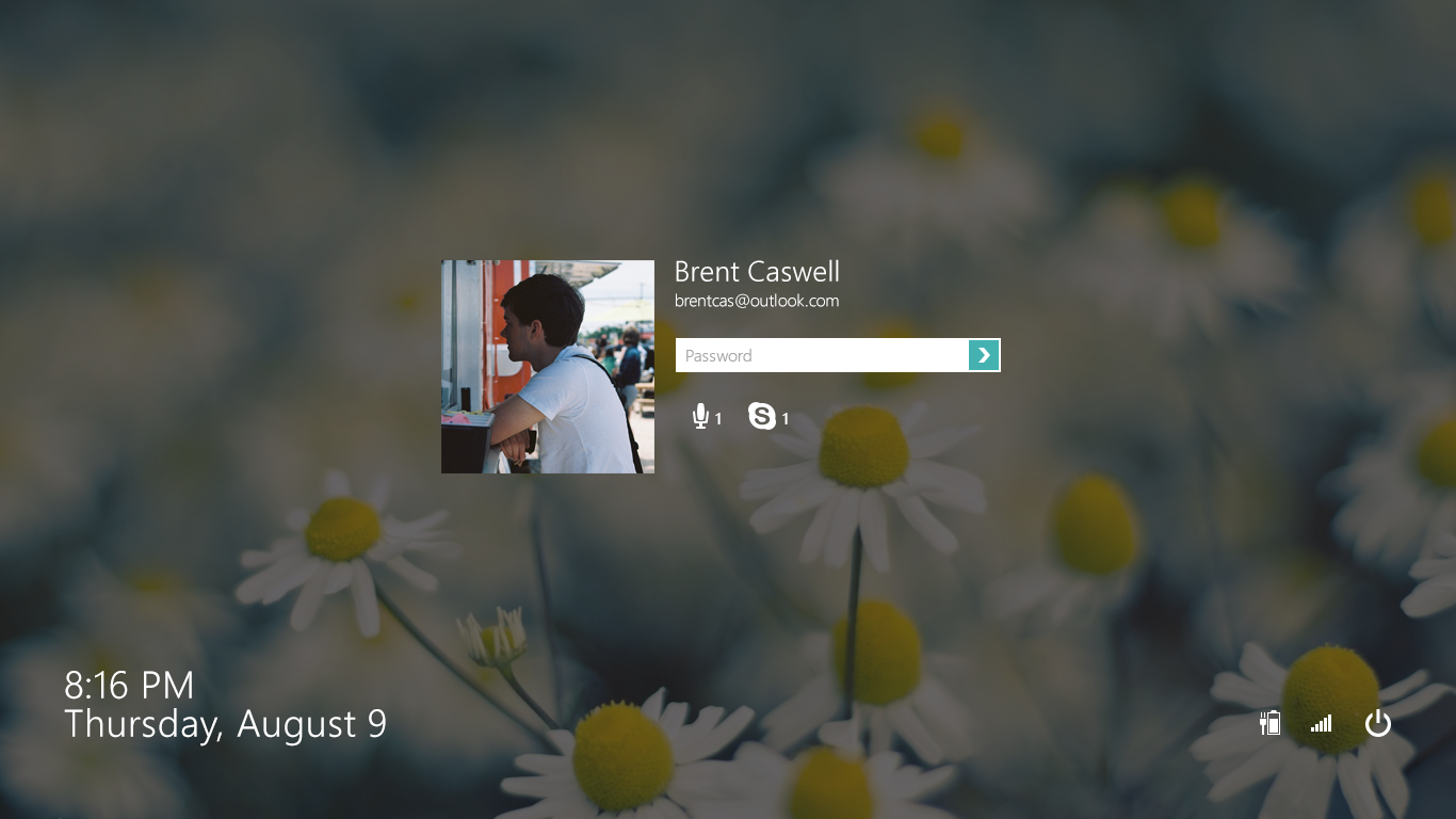 Windows 9 Lockscreen.png