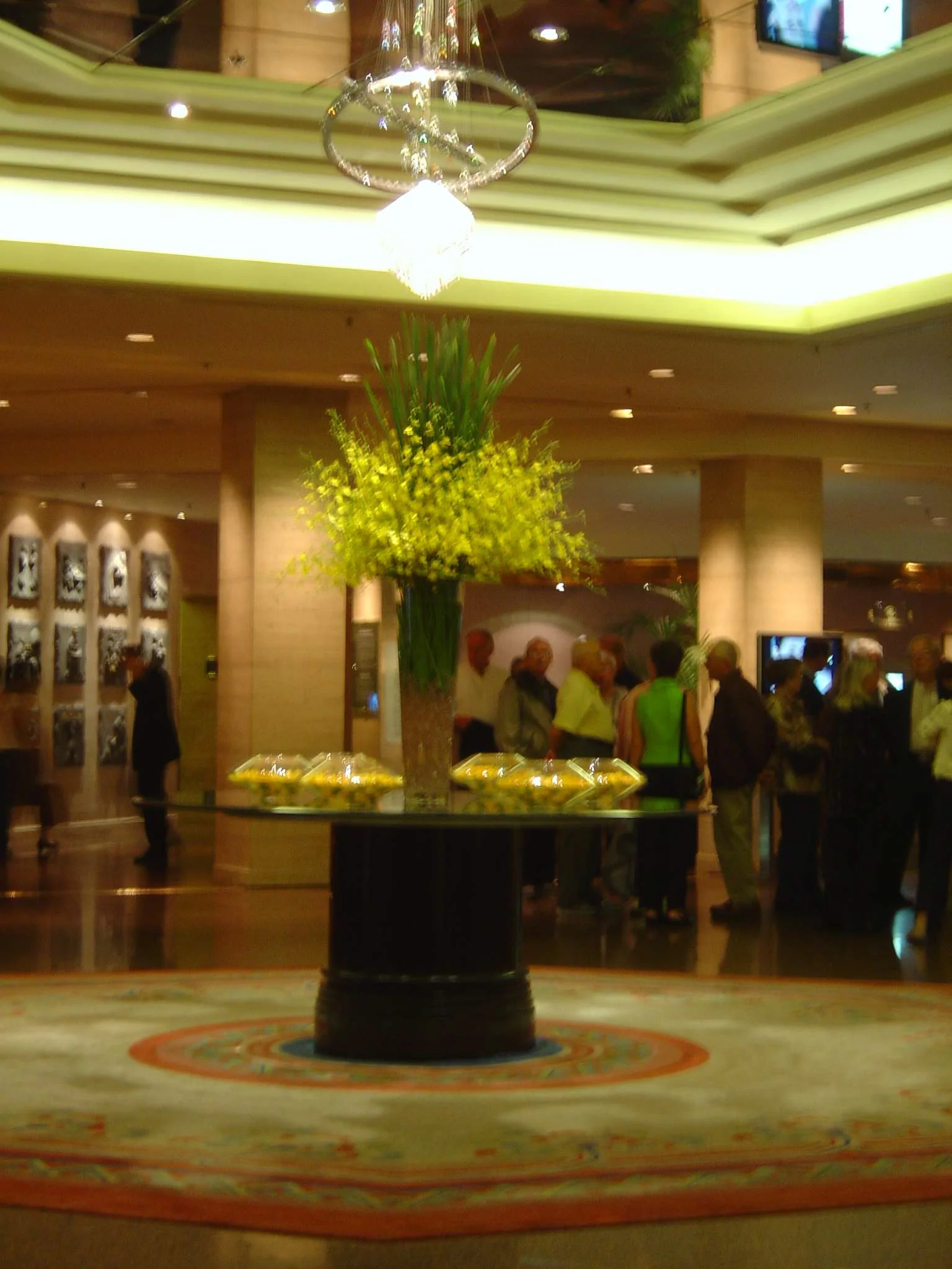 The_Hilton_Entrance.jpg