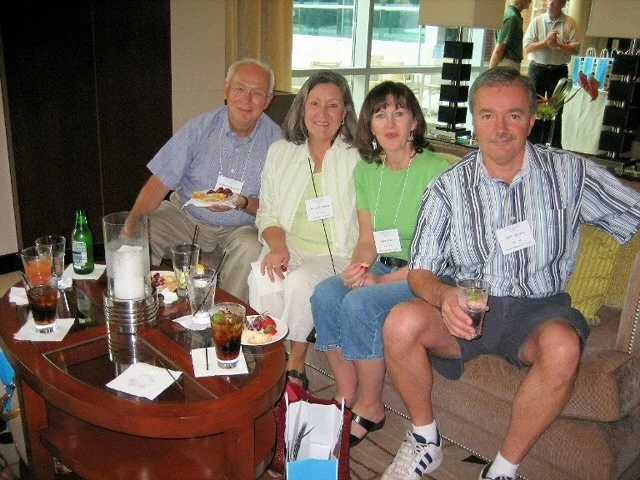 Robert_Cheryl_Jackson_catch_up_on_the_news_of_Joyce_and_Ken_Grassi_Memphis_2007_.jpg
