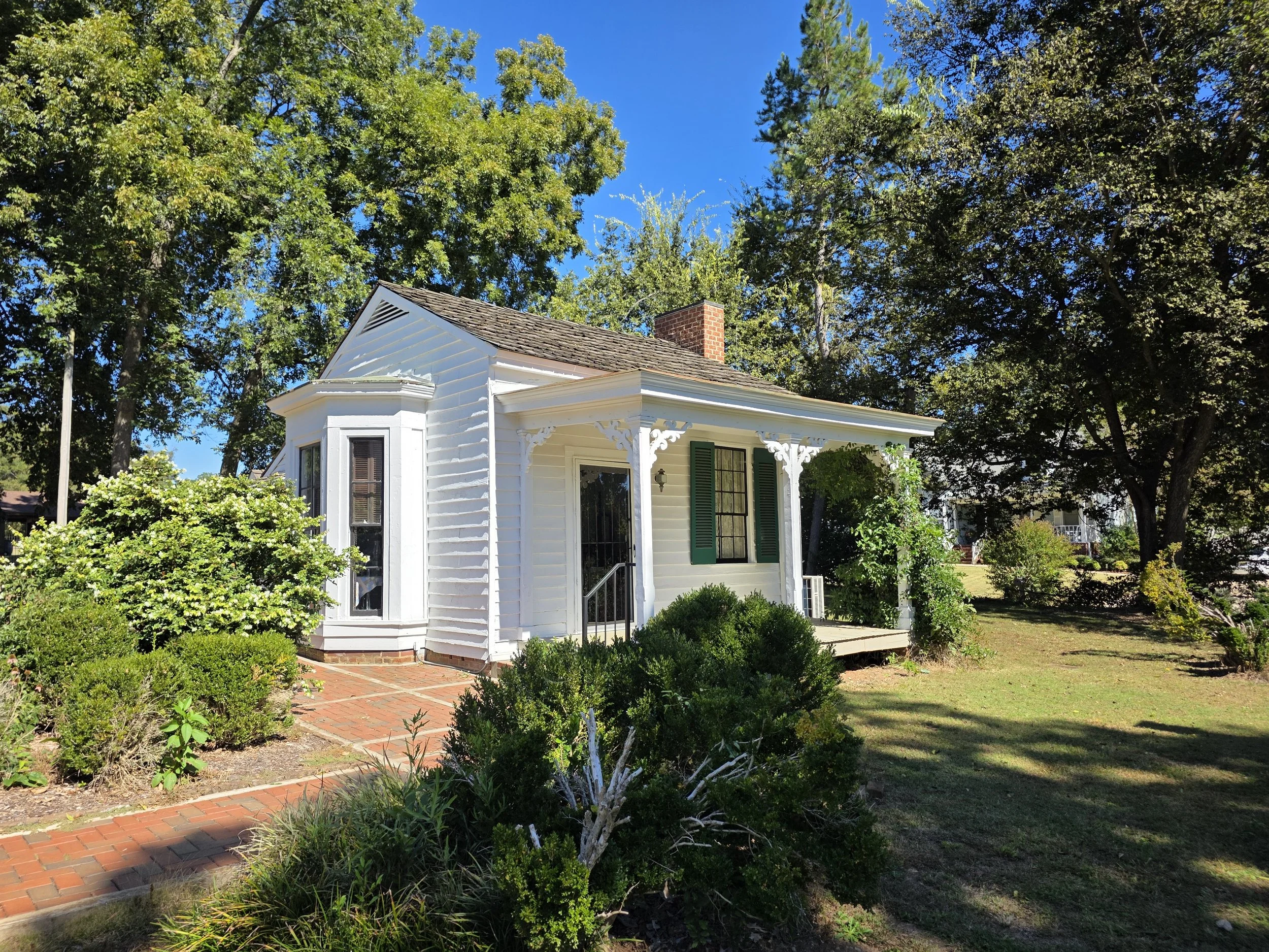 Huntsville 10 14 Helen Keller home from Laura Thompson 6.jpg